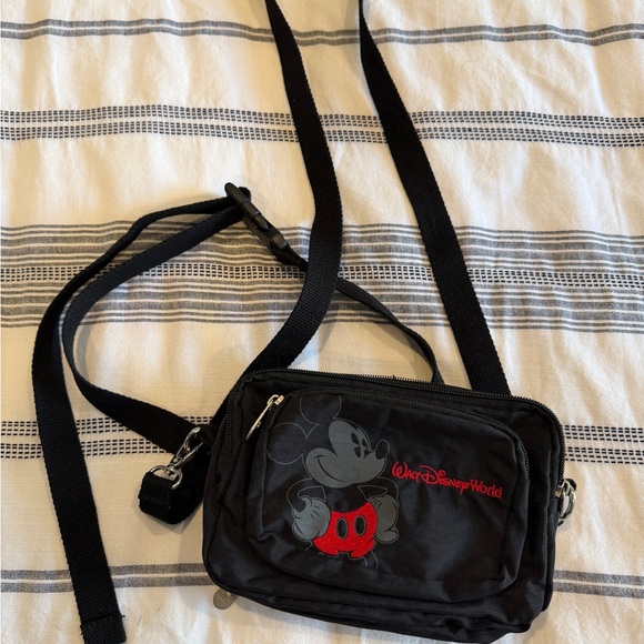 Disney Parks Purse Crossbody Bag Mickey Mouse Fanny Pack Bag - Picture 1 of 5